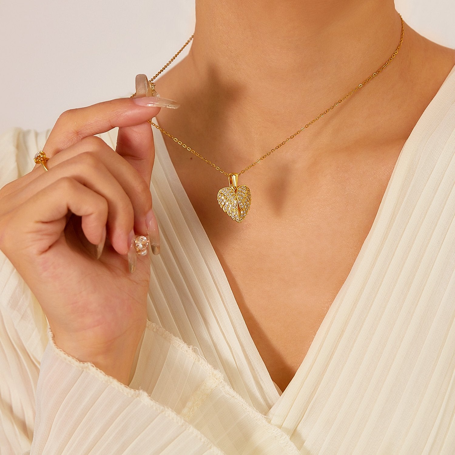 Colar Asas De Anjo Personalizavel