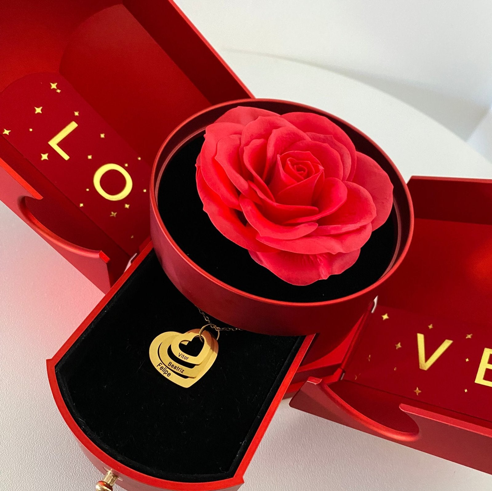 Caixa Asas & Colar Amor Fraterno Personalizado Com Nomes