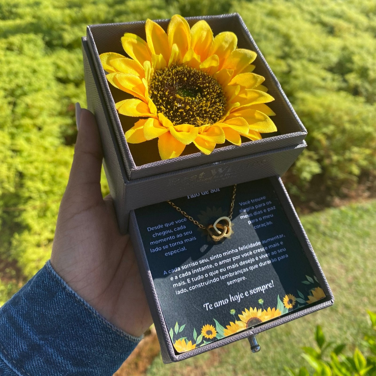 Caixa Rosa Girassol & Colar Dual Love Personalizado