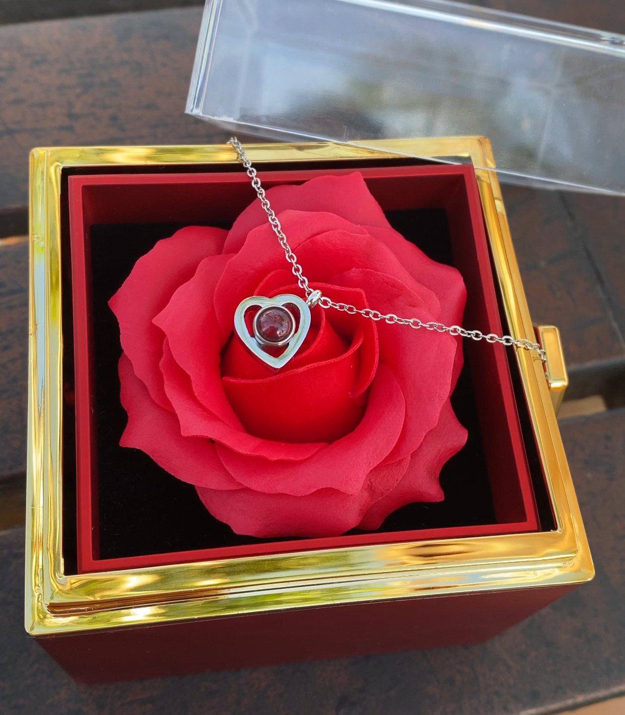 Caixa Rotativa Rosa Real & Colar Projeção Com Foto