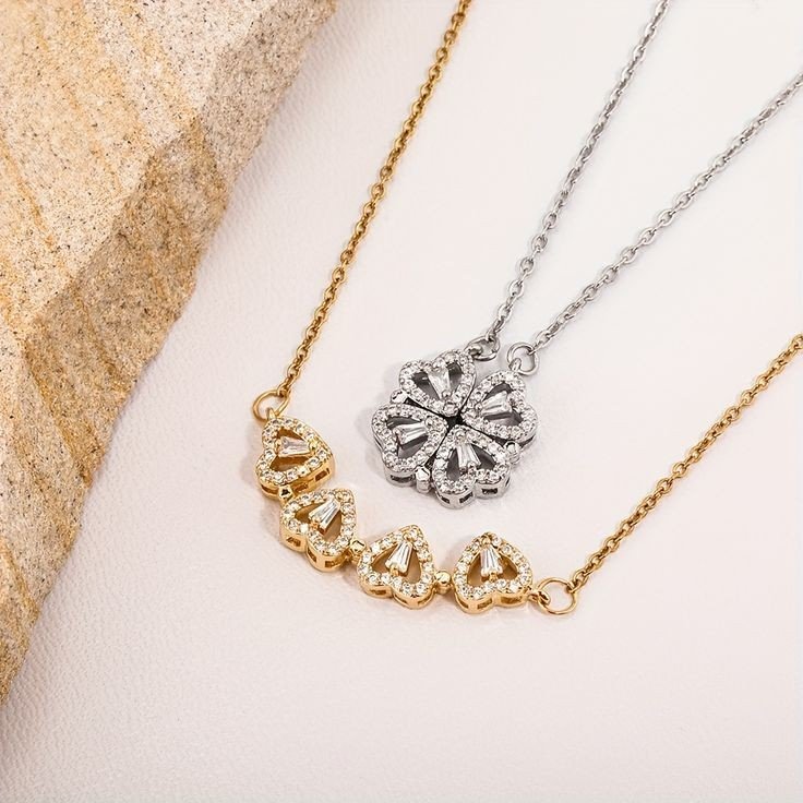 Urso Rotativo Com Rosa Real & Colar Trevo 2 Em 1