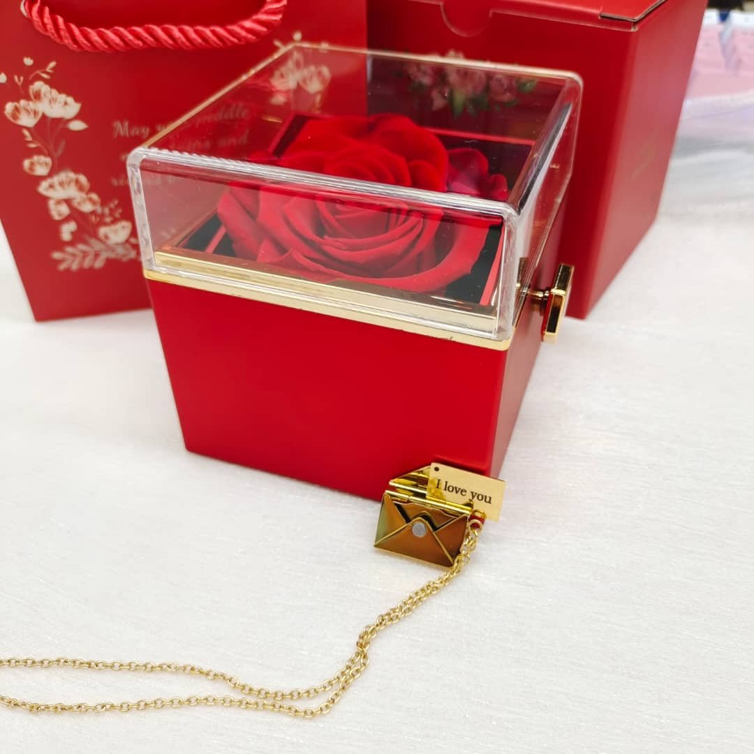 Caixa Rotativa Rosa Real & Colar Envelope Personalizado