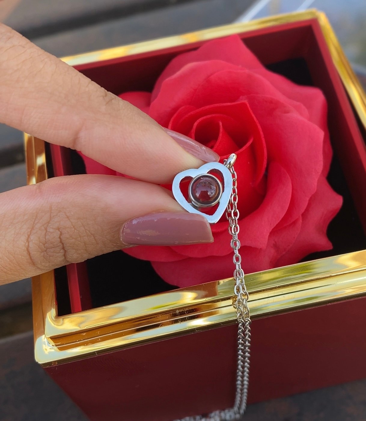 Caixa Rotativa Rosa Real & Colar Projeção Com Foto