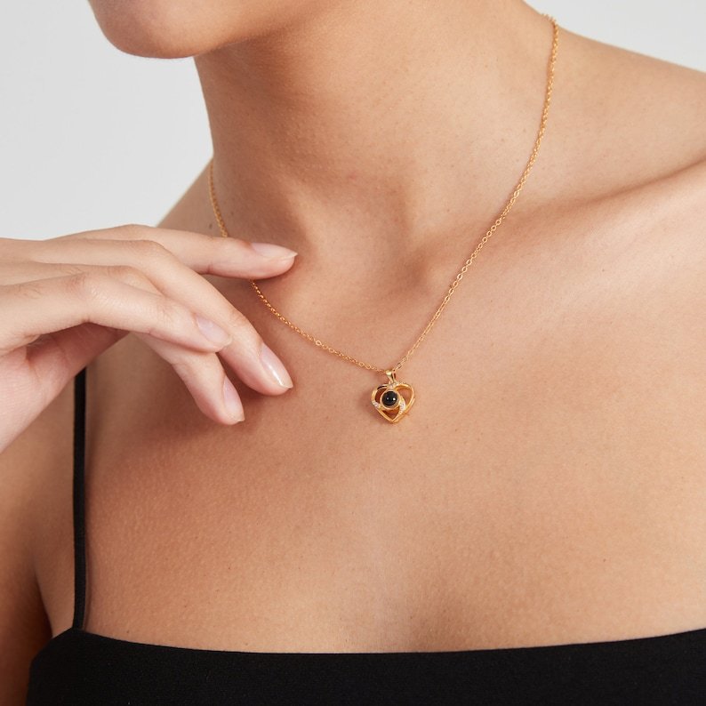 Caixa Com Rosa Real & Colar Eu Te Amo 100 Idiomas